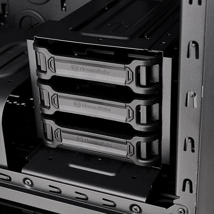 Kasë kompjuteri Thermaltake, Core X31, e zezë Kasë kompjuteri Thermaltake, Core X31, e zezë