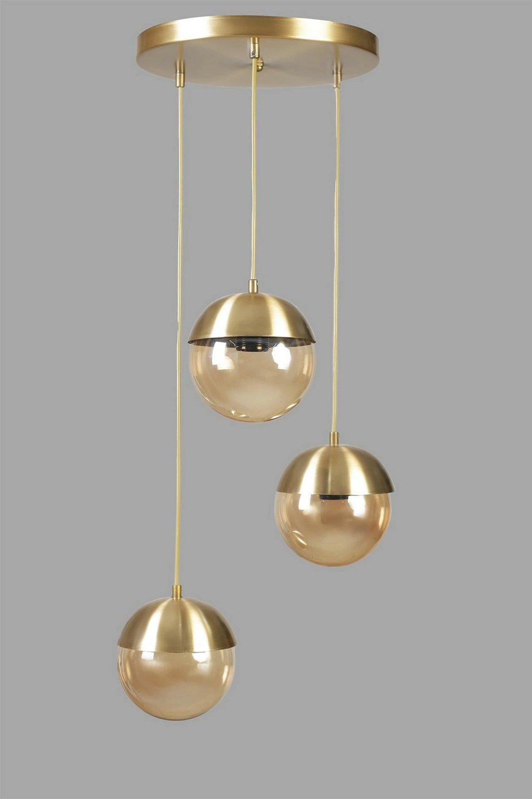 Llambë tavani Opviq, 3 sfera, ngjyrë ari, me tepsi