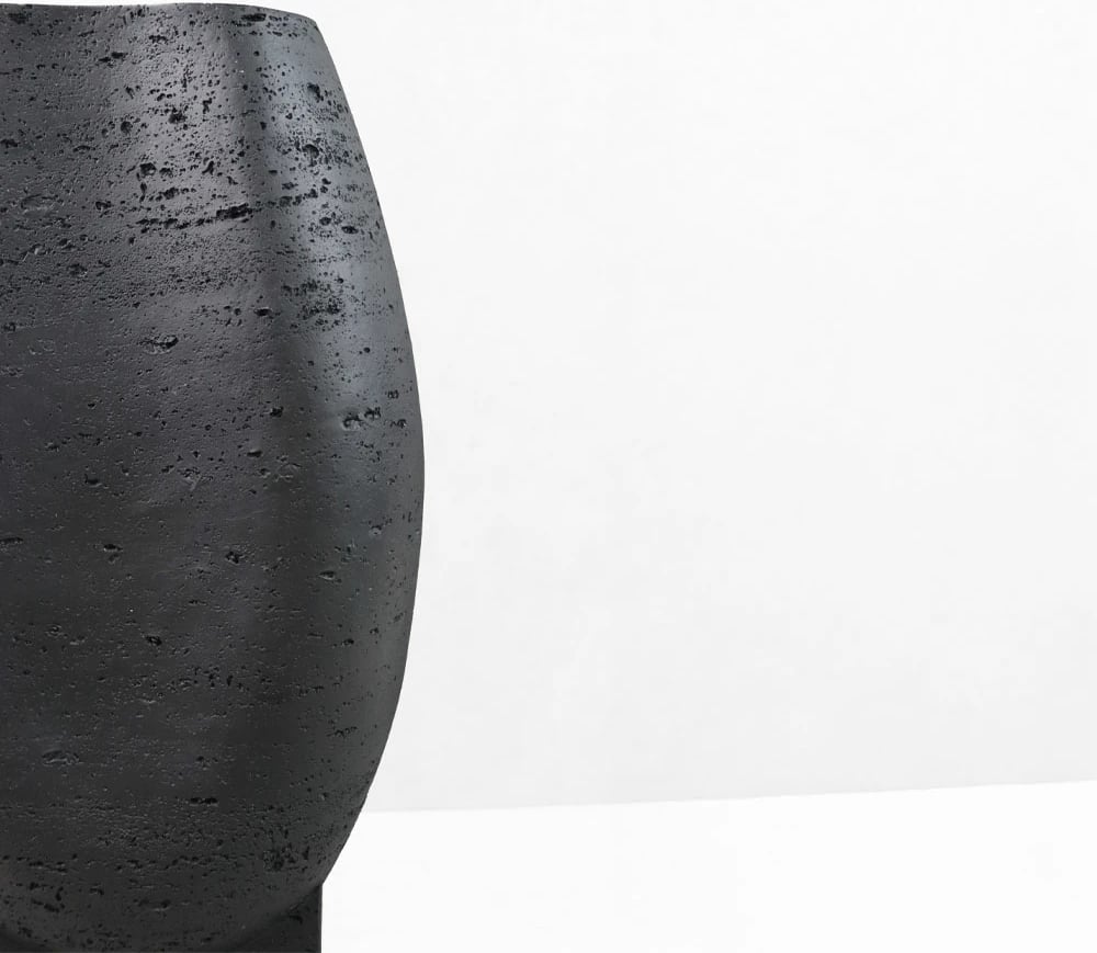 Vazo ORBIX I, rrëshirë, e zezë, 19.5x13x35cm