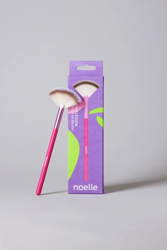 Noelle Makeup brush 05 BLUSH/HIGHLIGHT
