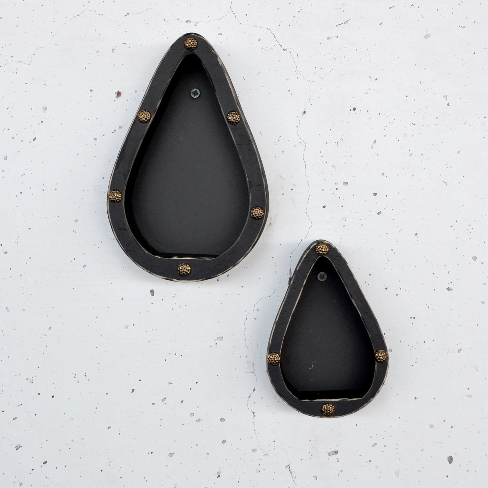 Raft dekorativ prej druri për mur, ngjyrë e zezë, Hanah Home, Raf291 (set prej 2 copash)