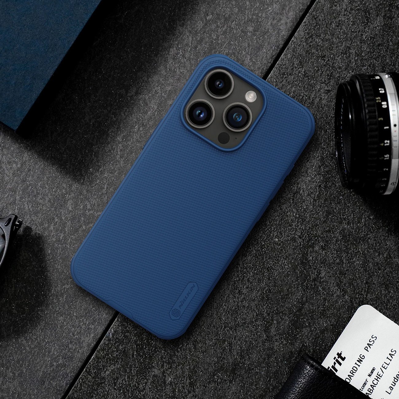 Mbështjellës Nillkin Super Frosted Shield Pro Magnetic për iPhone 15 Pro Max, i zi