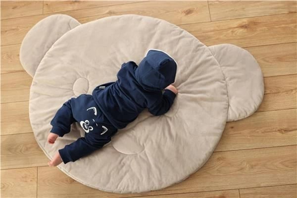 tapet loje, New Baby, Bear, 90x100 cm, 100% poliester, gri e ngrohtë