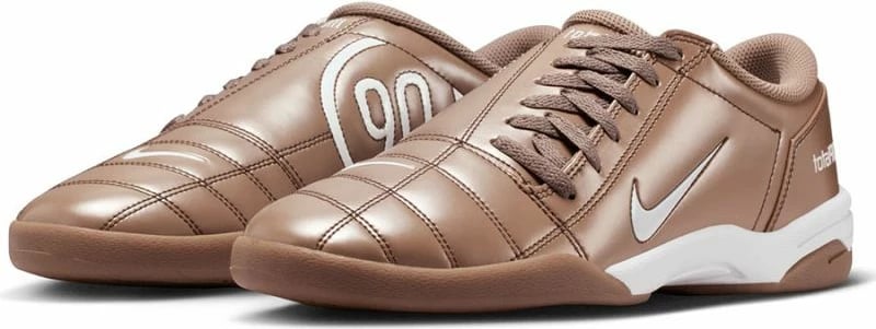 Atlete futbolli Nike Total 90 IC