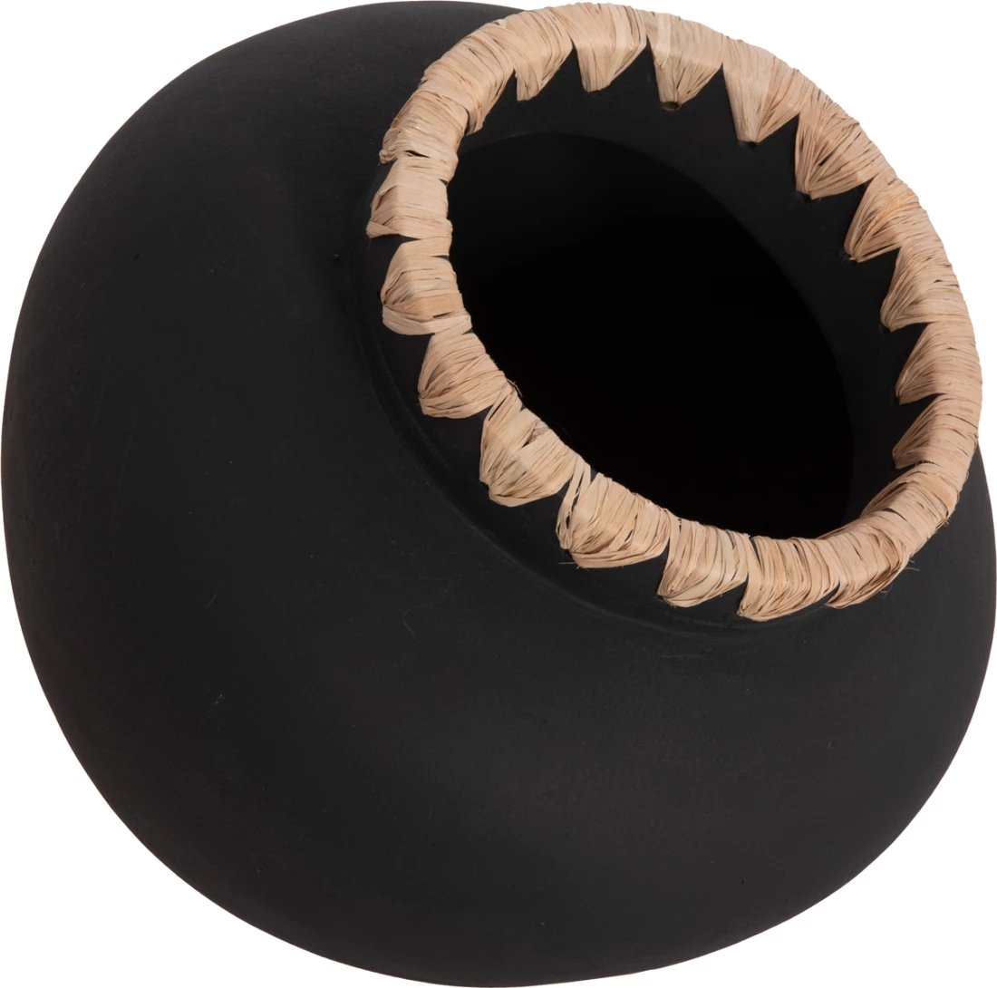 Vazo dekorative RENTON(M) FH4732 terrakota, ngjyrë e zezë, me thurje kashte në buzë, Φ28x23H cm Vazo dekorative RENTON(M) FH4732 terrakota, ngjyrë e zezë, me thurje kashte në buzë, Φ28x23H cm