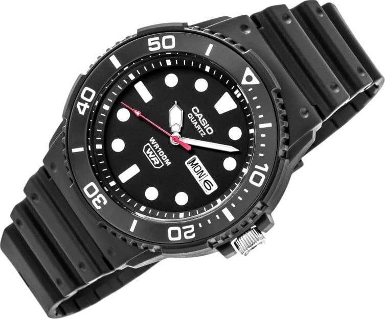 Orë dore për meshkuj CASIO, e zezë