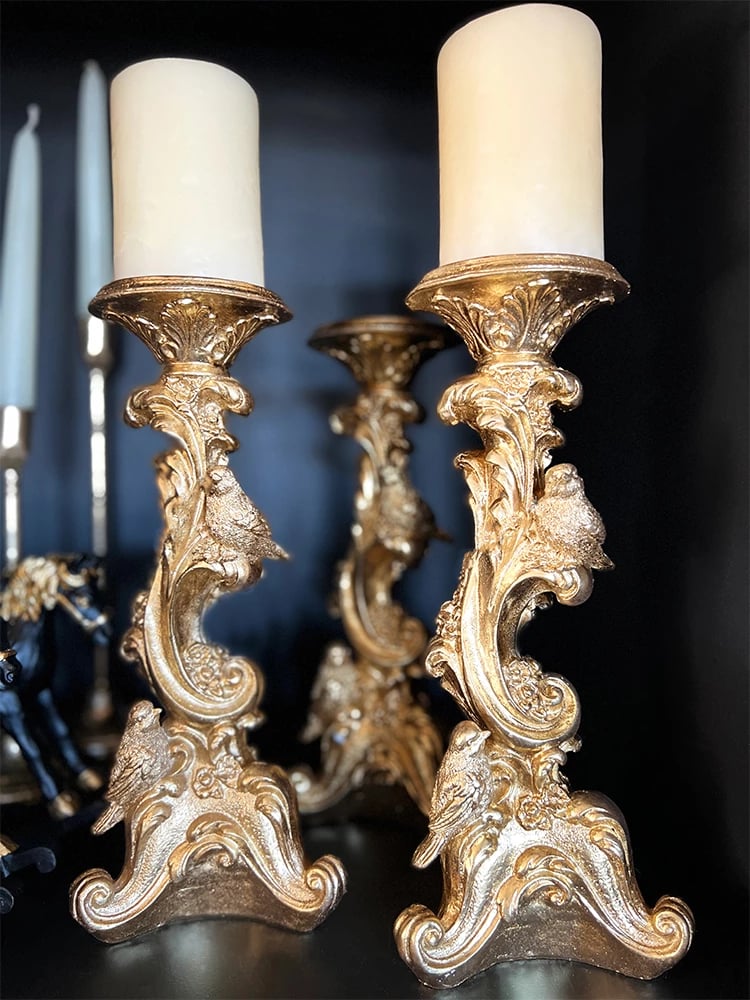 Mbajtës qirinjsh DULAD, polirezine, ngjyrë ari, 14x13x30 cm