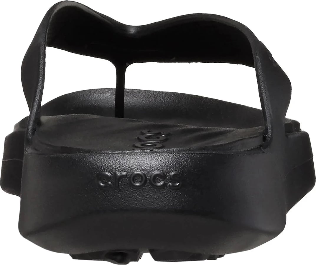 Sandale flip-flop për femra Crocs, të zeza