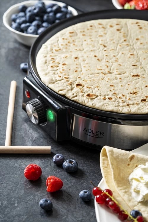 Makinë për krepë, Adler AD 3058, pjatë 30 cm, kontroll temperature, veshje jo-ngjitëse, 1200-1600W, inoks, me aksesorë