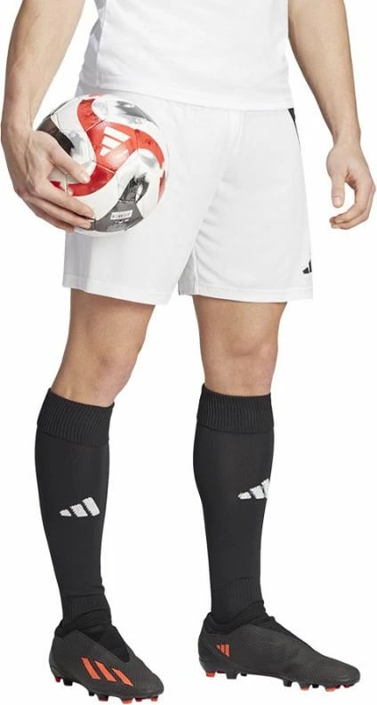 Shorce për meshkuj adidas, të bardha