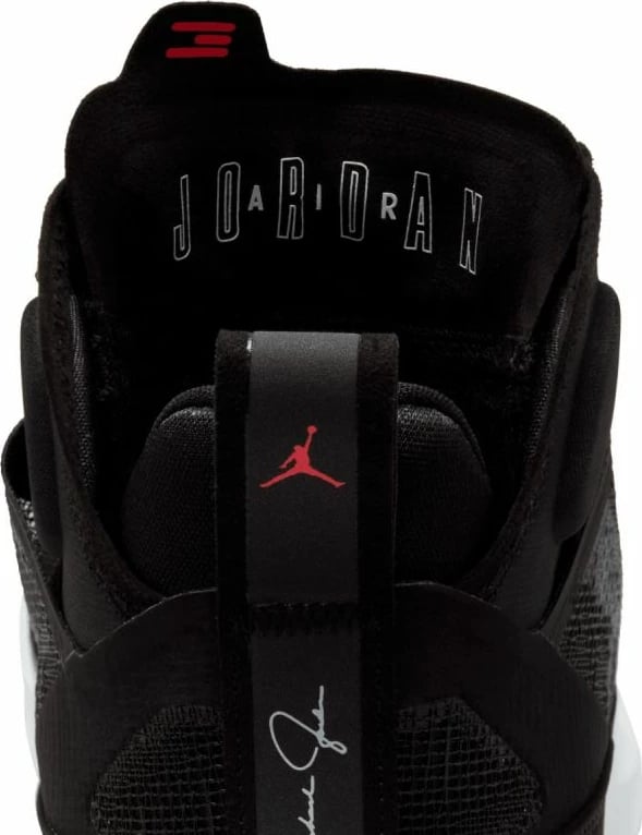 Atlete për meshkuj Nike Air Jordan, të zezë