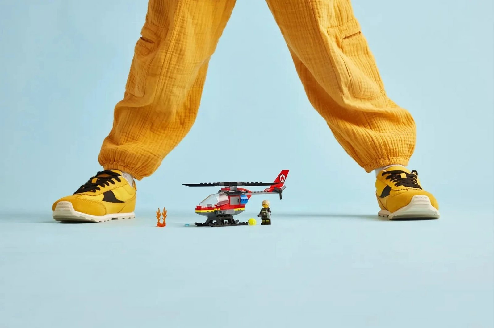 Helikopter i zjarrfikësve LEGO City 60411, 85 pjesë Helikopter i zjarrfikësve LEGO City 60411, 85 pjesë