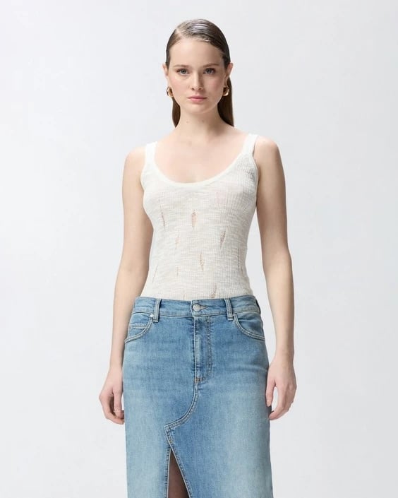 Maicë Pinko femra e bardhë