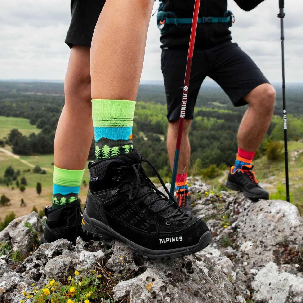 Atlete hiking për femra Alpinus, të zeza