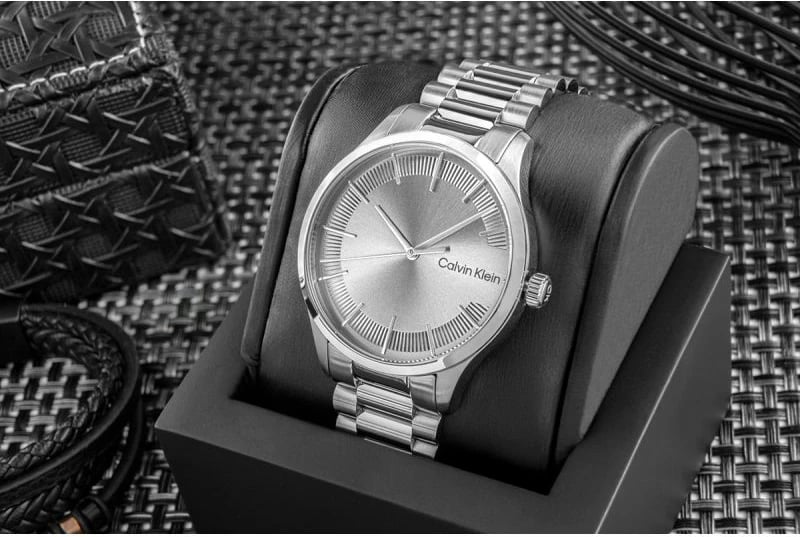 Orë dore për meshkuj Calvin Klein, argjend