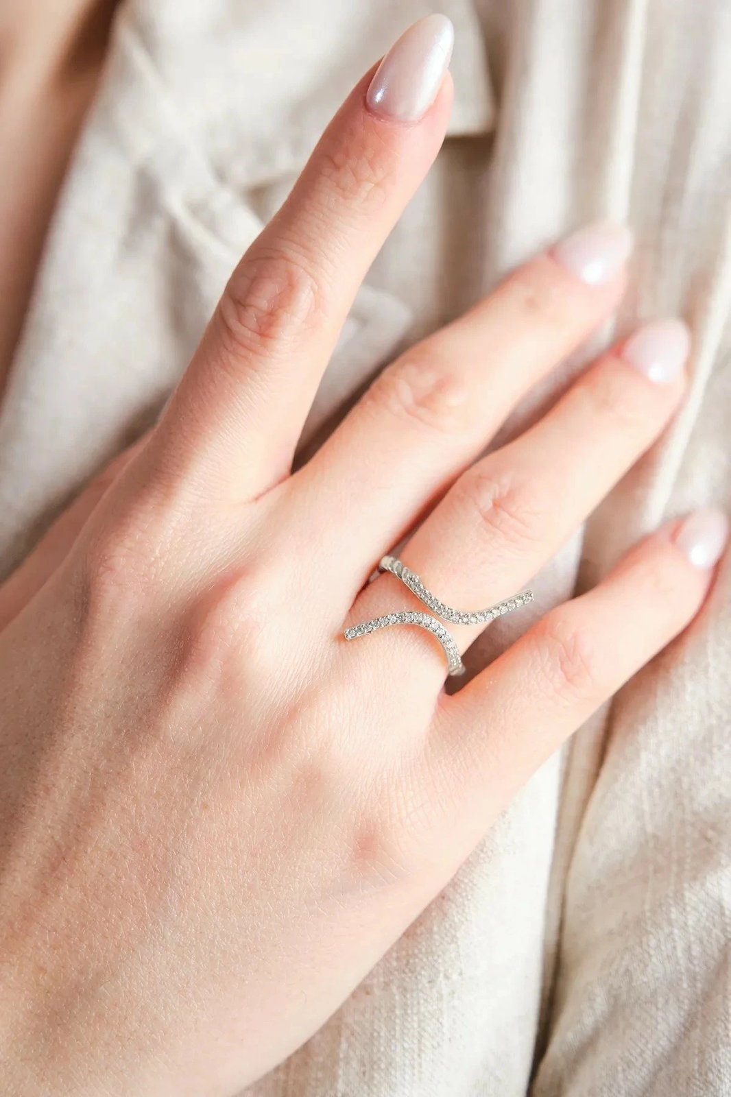 Unazë argjendi Jumeon, gur zirkon, një madhësi