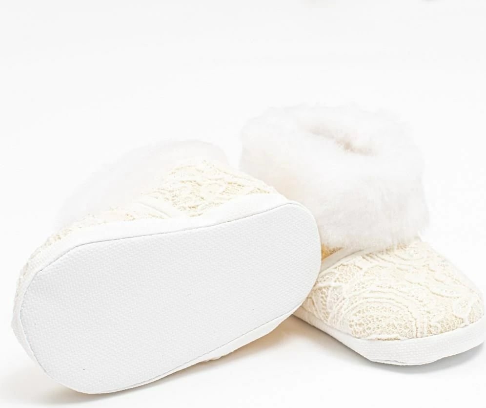 papuçe dimri bebe New Baby 0-3 muaj, me dantellë, mbyllje me velcro, shollë PVC e hollë BPA-free, bezhë
