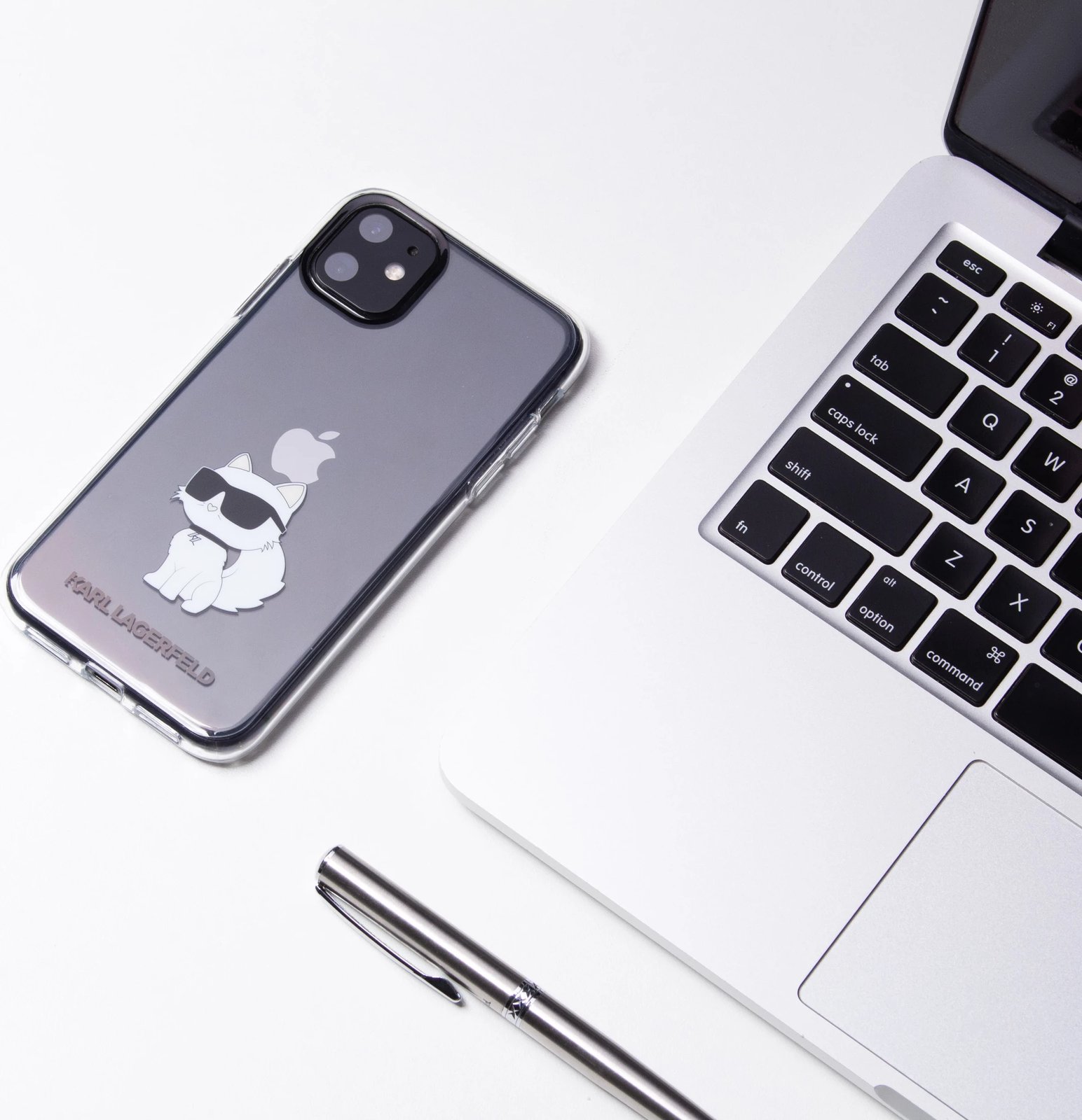 Mbështjellës Karl Lagerfeld Ikonik Choupette për iPhone 11/XR, transparent