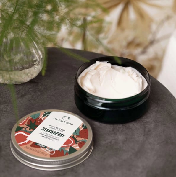 Gjalp trupi The Body Shop Strawberry, 200 ml