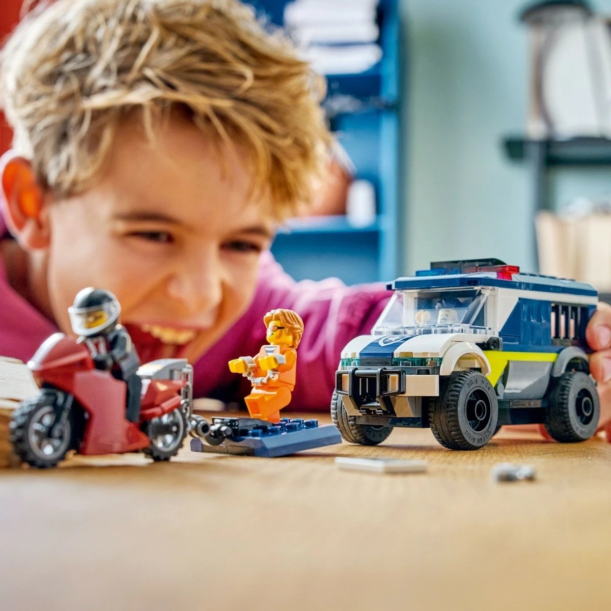 Set ndërtimi LEGO City 60479 furgon policie transporti të burgosur 198 pjesë 6+