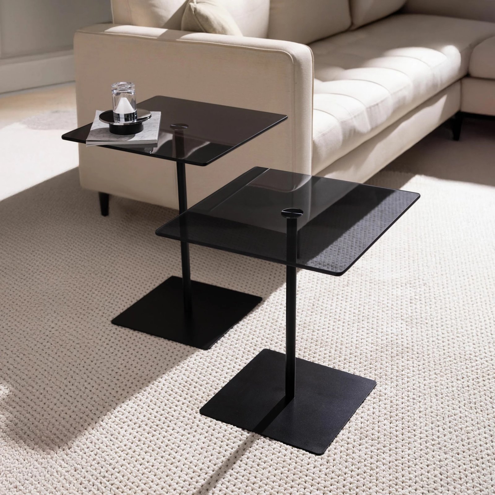 Set tavolinash kafeje Skye Decor, elegante 2 copë, e zezë, fume