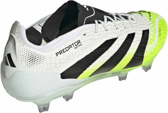 Atlete futbolli adidas për meshkuj, të bardha dhe të gjelbra Atlete futbolli adidas për meshkuj, të bardha dhe të gjelbra