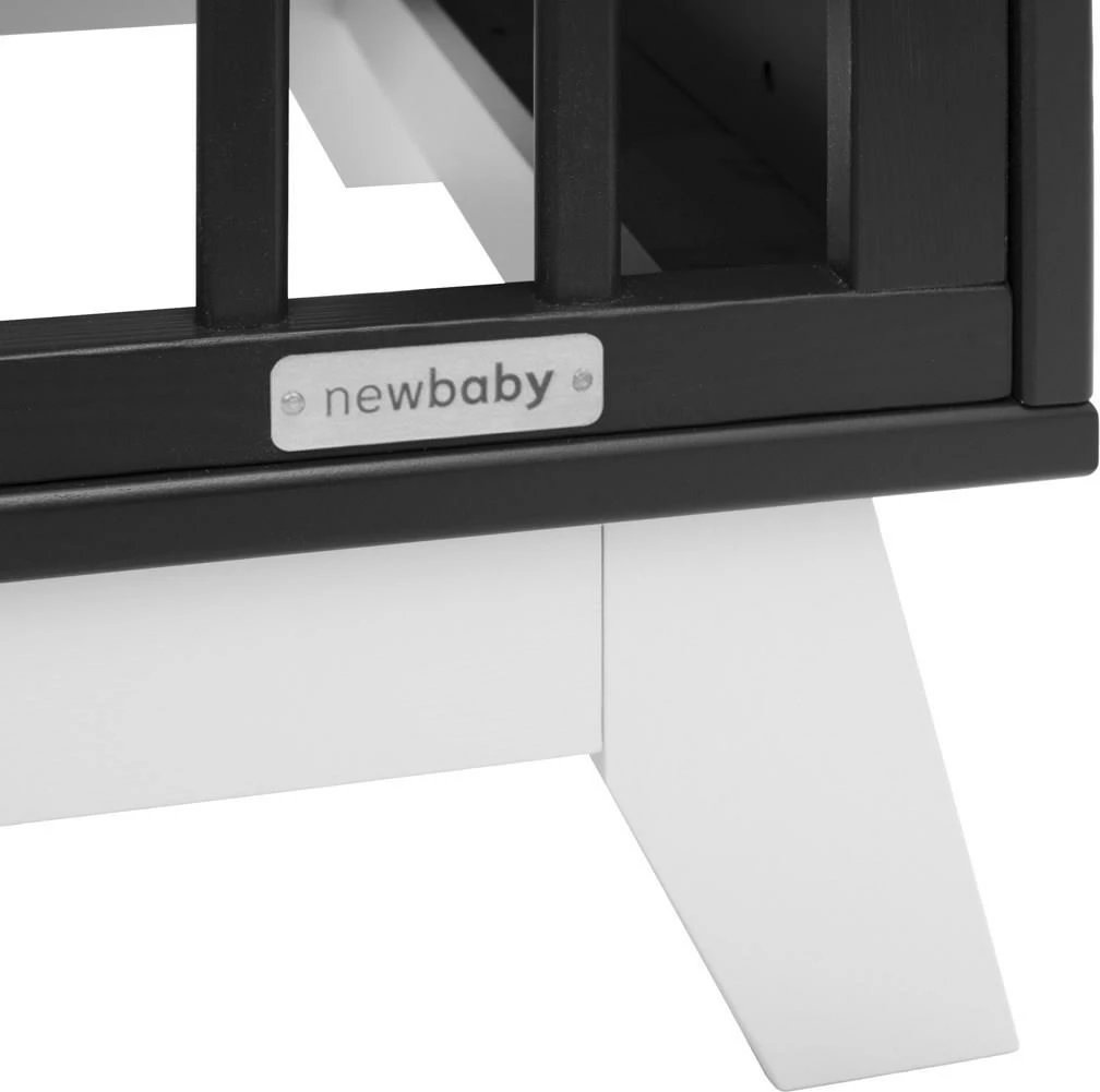 Krevat fëmijësh New Baby Marcus 120x60 cm me barrierë sigurie, bazë me grila 3 nivele, dru pishe/MDF, grafit/natyral