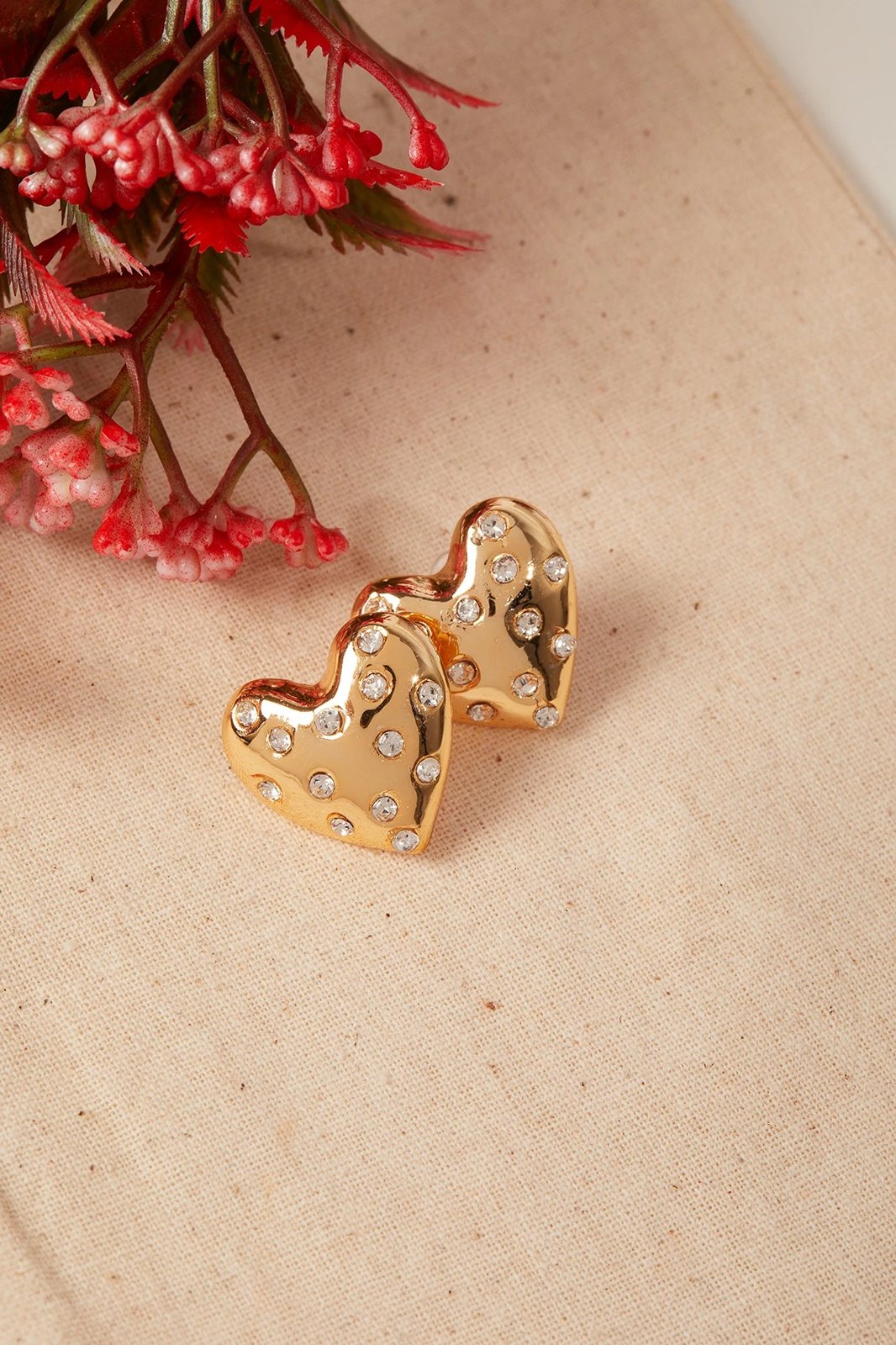 Vathë metalik në formë zemre, ngjyrë ari, ELKGC68017