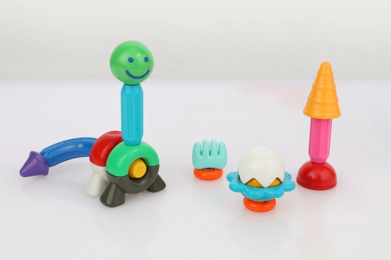 Set lodrash magnetike Magformers Stick-o Cat and Dog, 27 pjesë, për fëmijë, shumëngjyrëshe