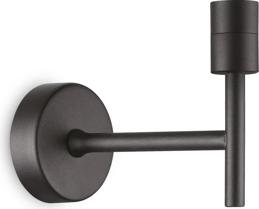 Interno | Llambë muri