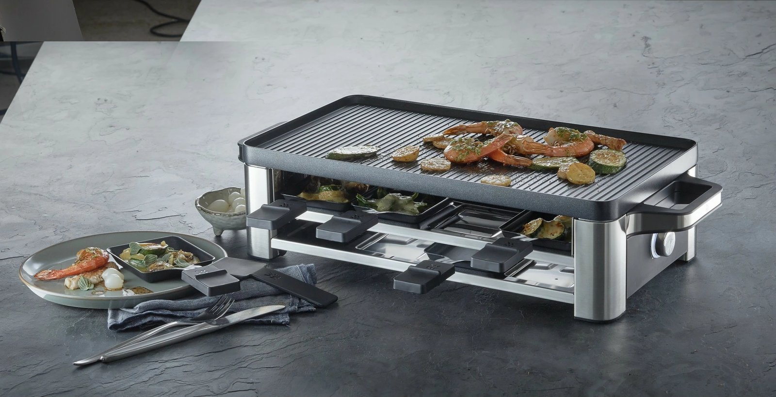 Grill WMF Lono 0415040011, 8 persona, 1500 W, e zezë, krom Grill WMF Lono 0415040011, 8 persona, 1500 W, e zezë, krom