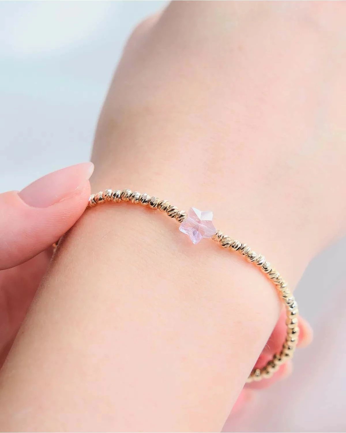 Byzylyk Jumeon, ngjyrë ari, gur zirkoni