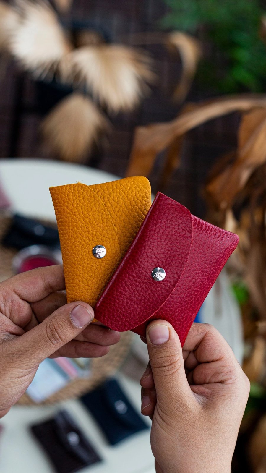 Mbajtës kartelash, lëkurë origjinale, ngjyrë mustard, Zoozie Bags, Murcia