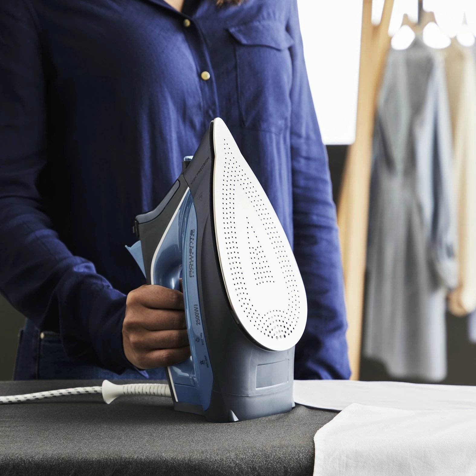 Hekur Rowenta DW4320, 2500 W, Microsteam 300 Laser, 0.25 L, Blu