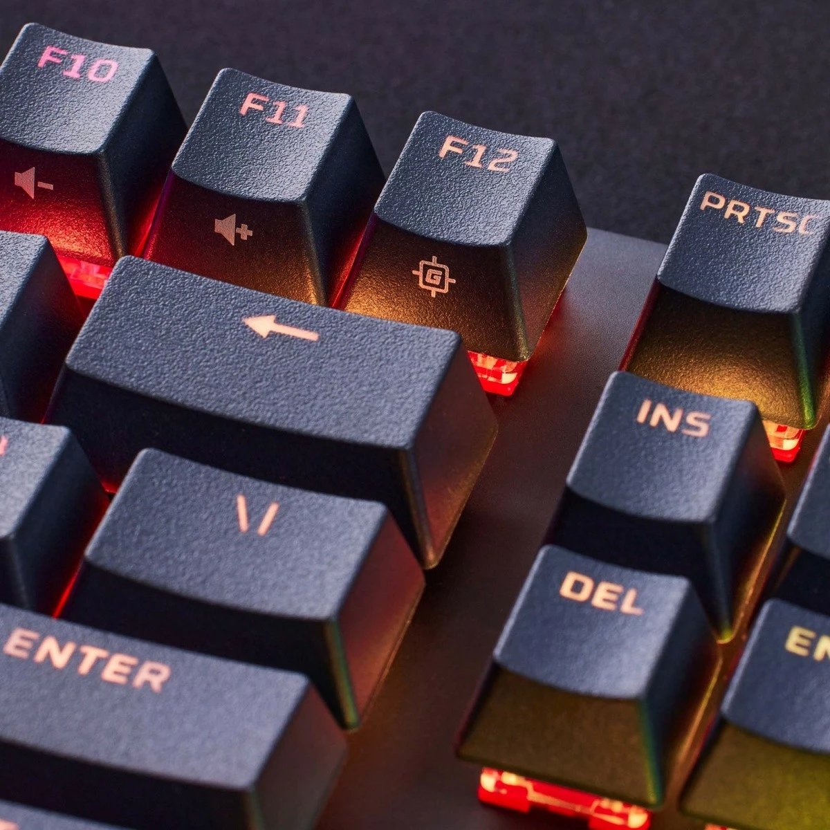 Tastierë mekanike gaming HyperX Alloy Origins PBT HX Red 639N3AA#ABA me ndriçim RGB, QWERTY English (US), USB, kabllo e shkëputshme, e zezë
