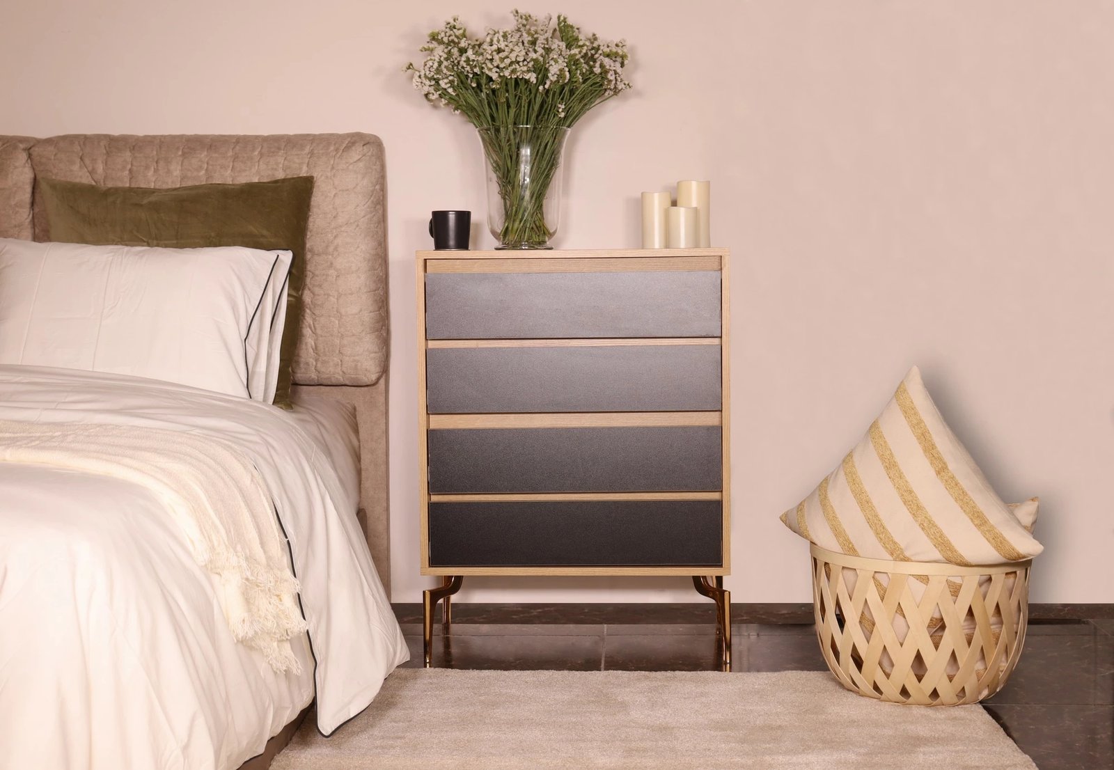 Komodë moderne, ngjyrë lis dhe e zezë, Skye Decor YUNA, 70x40x86 cm