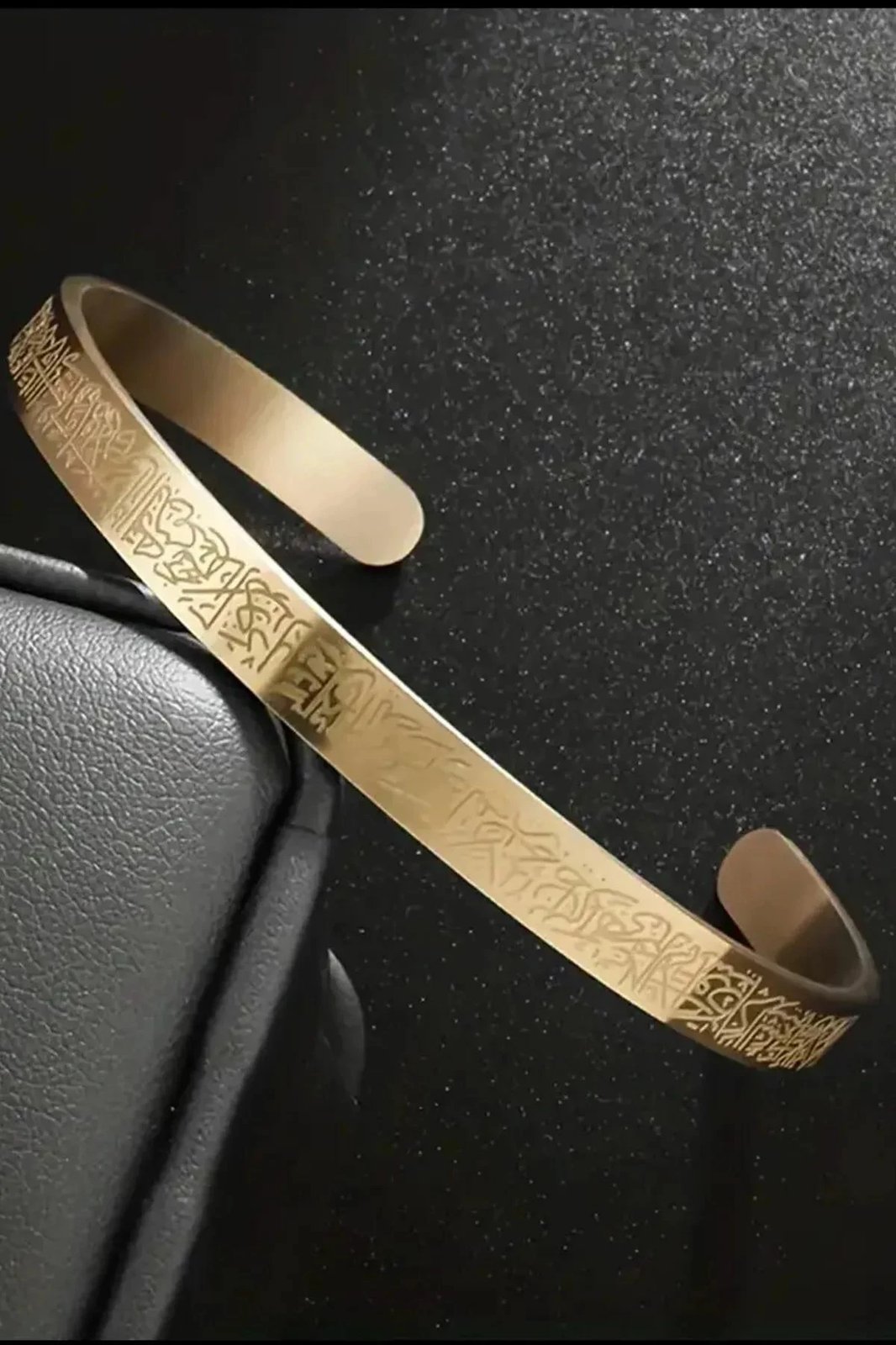 Byzylyk Jumeon, ngjyrë ari, Gld-Aytkrblkl