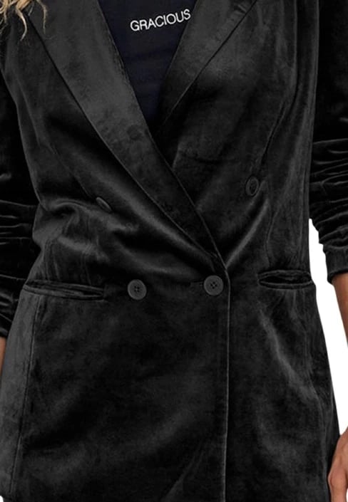 Jakne Only femra, e zezë