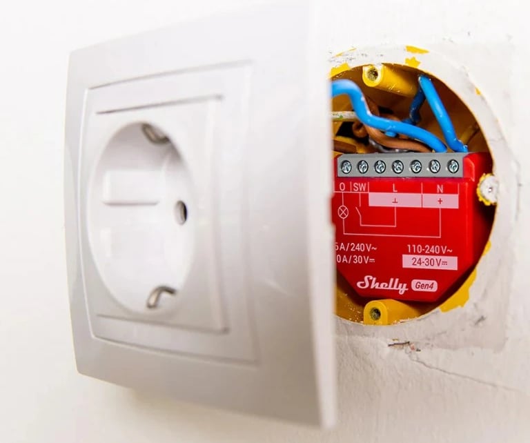 Switch i mençur Shelly 1PM Gen4, Wireless, i kuq