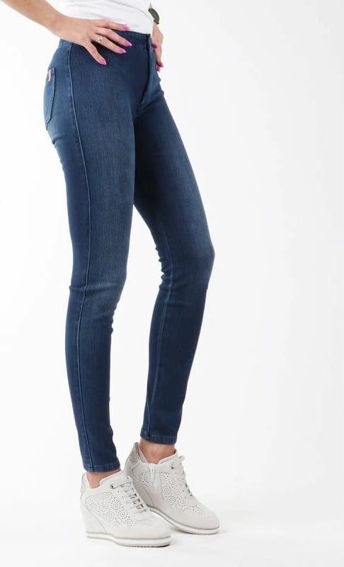 Pantallona jeans për femra Wrangler, blu