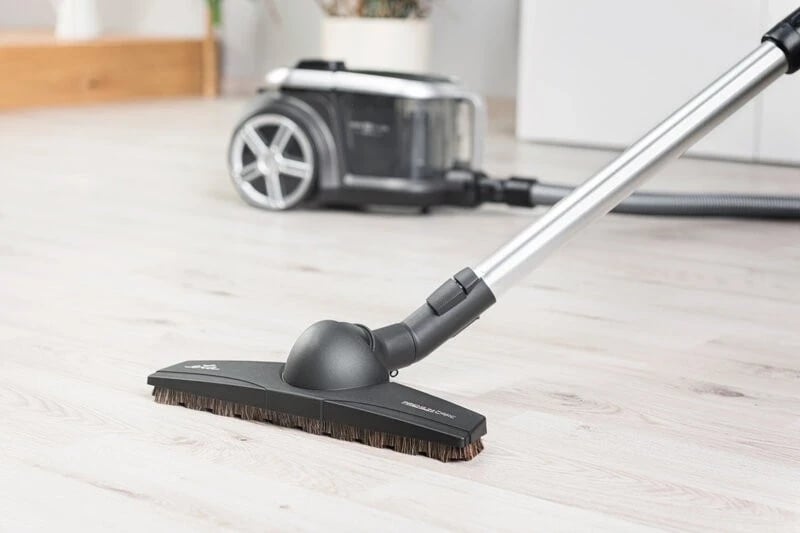 Fshesë Elektronike ETA Stormy, e zezë