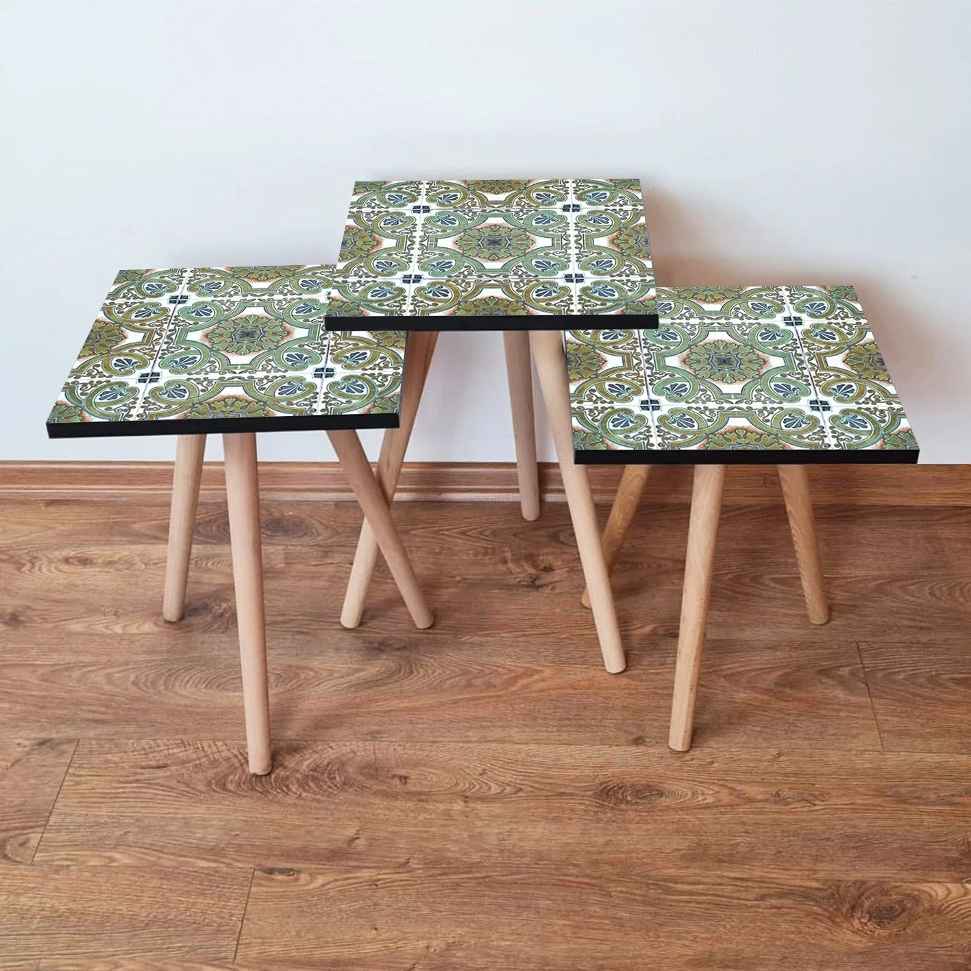 Set tavolinash ndihmëse, 3 copë, shumëngjyrëshe, Skye Decor, 3Shp39