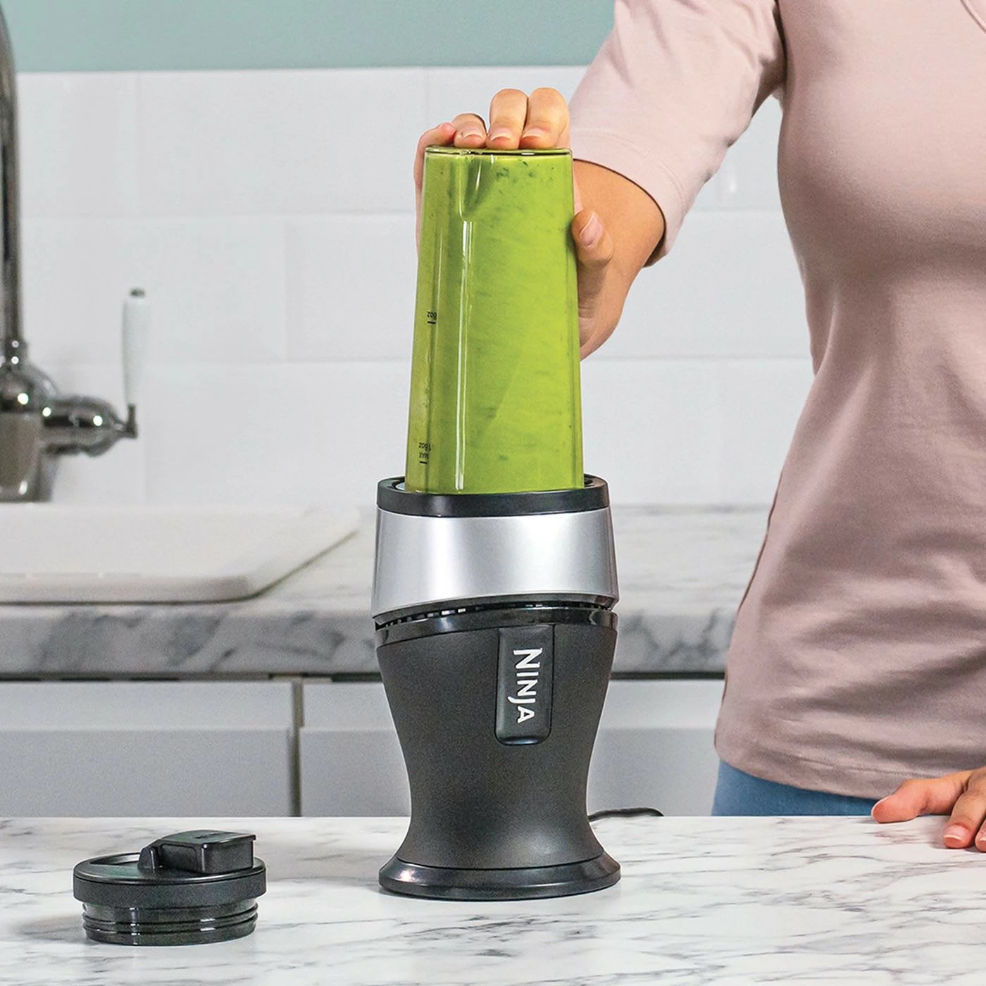 Blender tavoline Ninja QB3001, 0.47 L, 700 W, Ngjyrë e zezë, Argjend