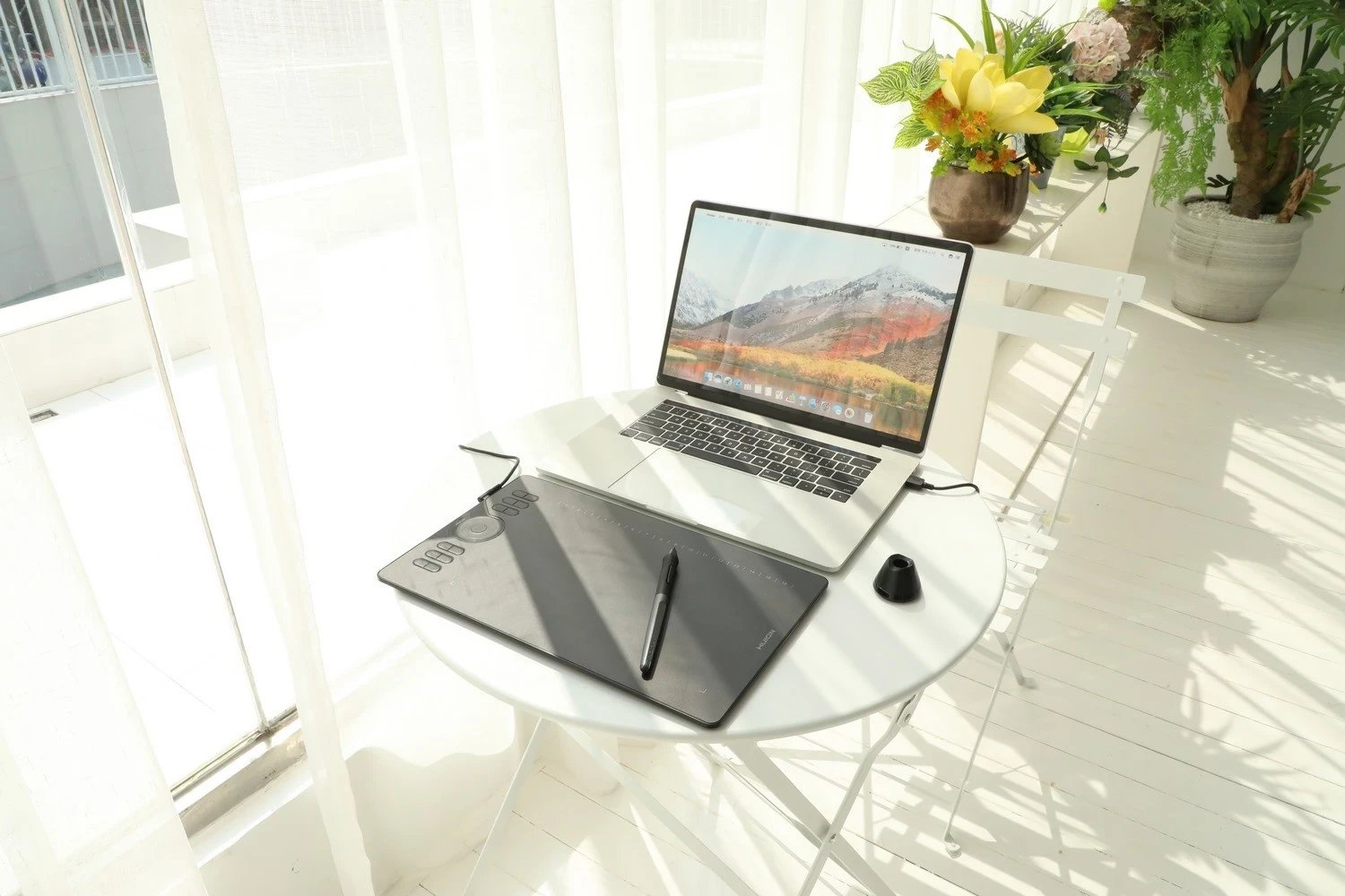 Tabletë grafik HUION HS610, 5080lpi, i zi Tabletë grafik HUION HS610, 5080lpi, i zi