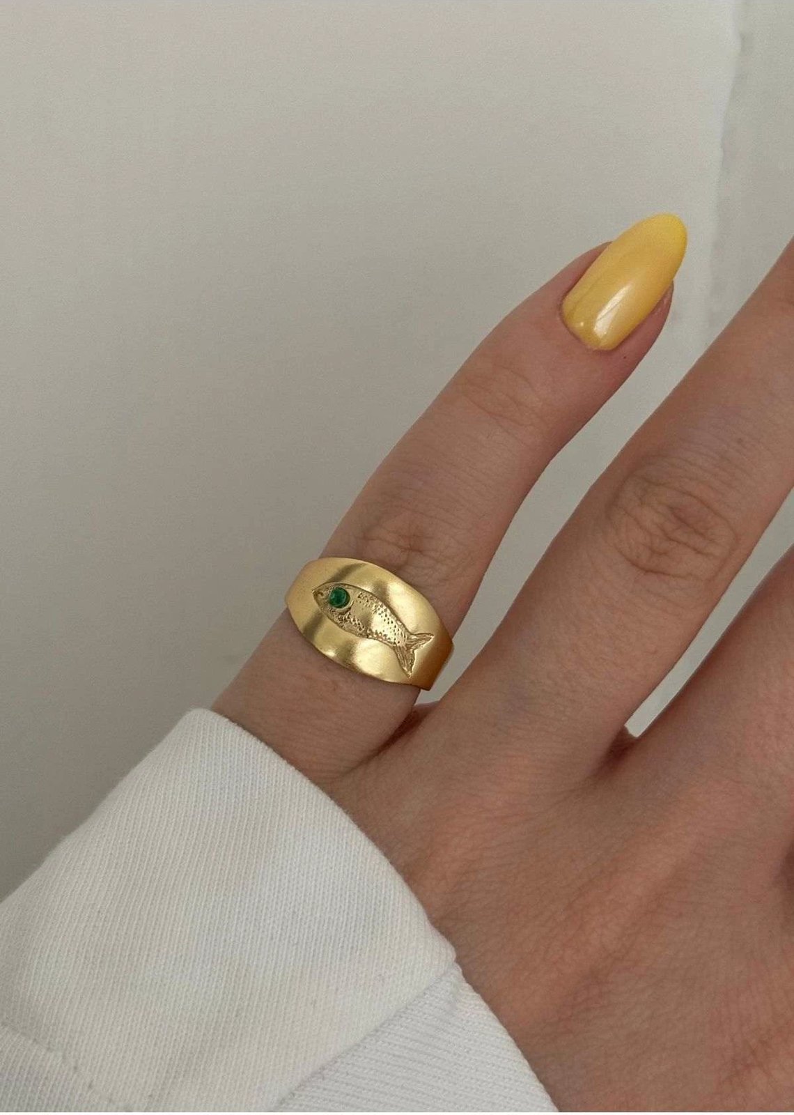 Unazë e artë, Jumeon, KPEGMSA435248