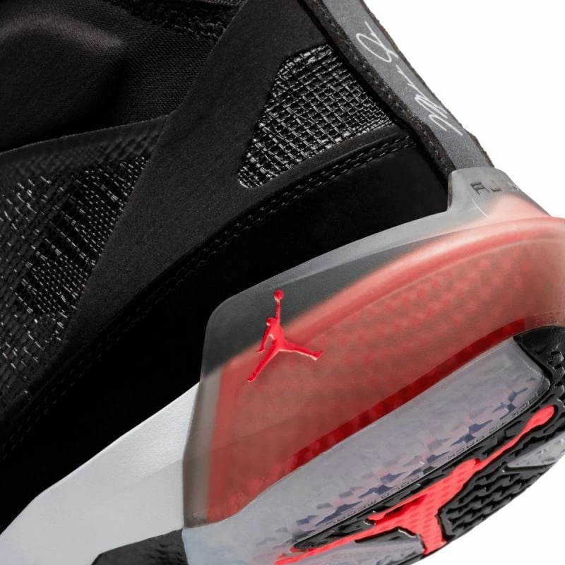 Atlete për meshkuj Nike Air Jordan, të zezë