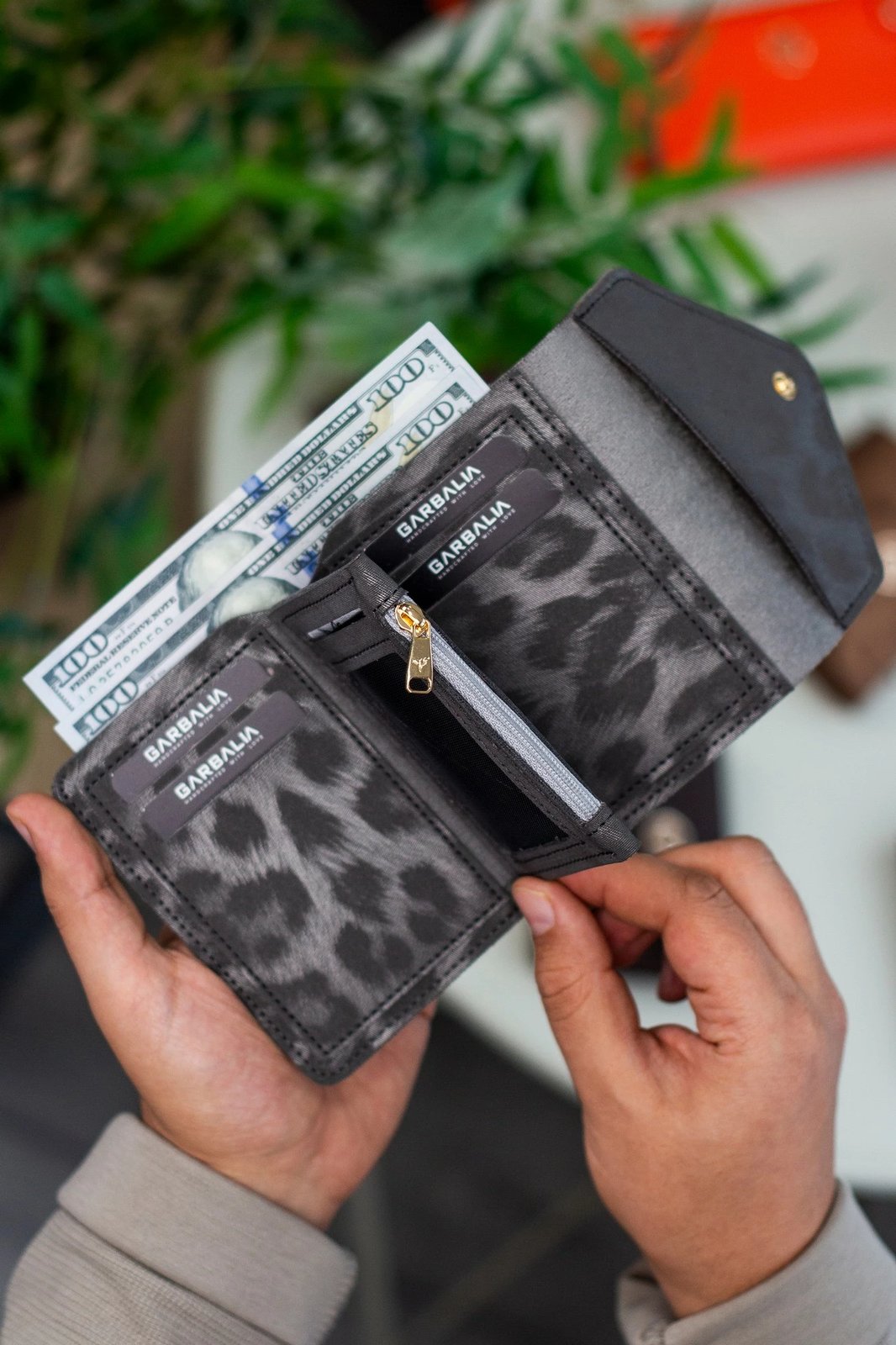 Portofol për gra, Zoozie Bags, ngjyrë antracit, leopard
