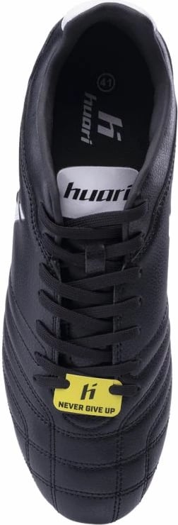 Atlete futbolli për meshkuj Huari, të bardha të zeza