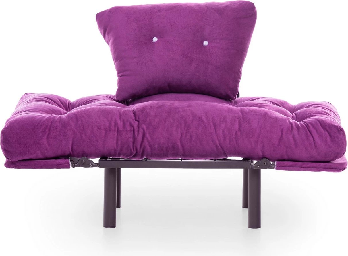 Karrige Wing Nitta, një vend, ngjyrë vjollcë