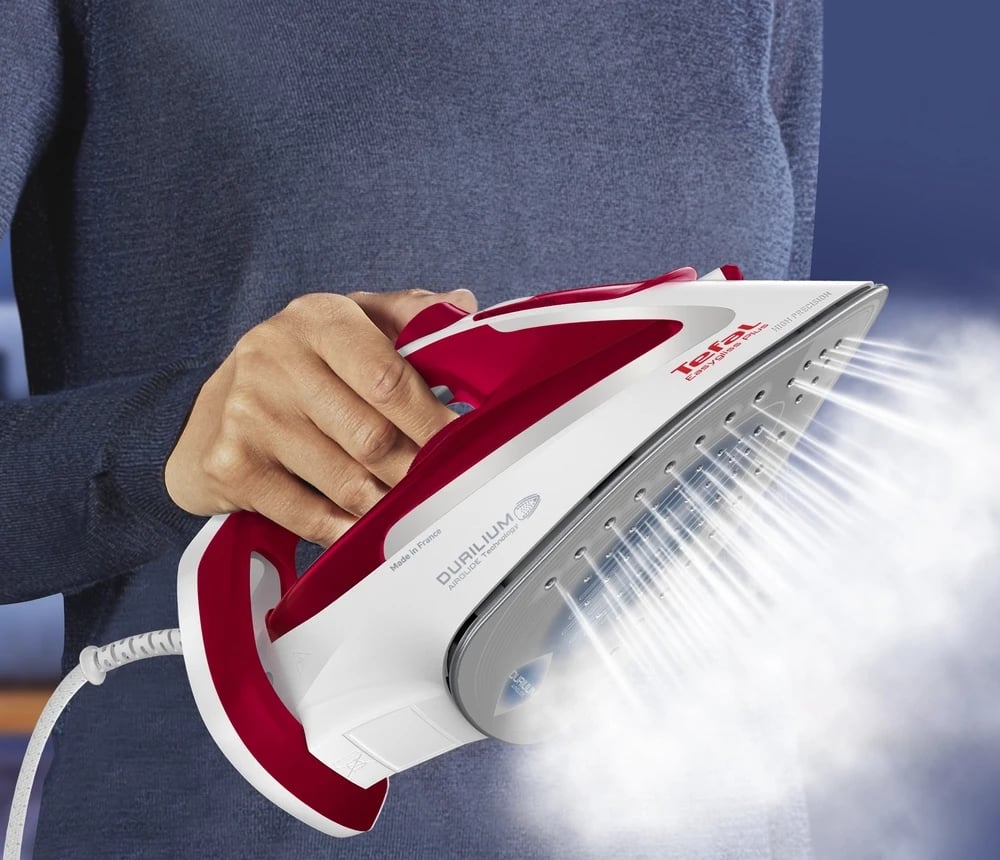 Hekur me avull, Tefal, Easygliss Plus FV5717E0, 2500W, 45 g/min avull, 195 g/min goditje, Durilium Airglide, e kuqe e bardhë